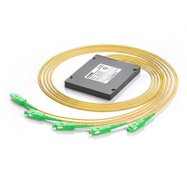 Fiber Optic PLC Splitter 1x4 หัว SC/APC แบบกล่อง (ABS Box Type) Fiber Optic PLC Splitter 1x4 หัว SC/APC แบบกล่อง (ABS Box Type)